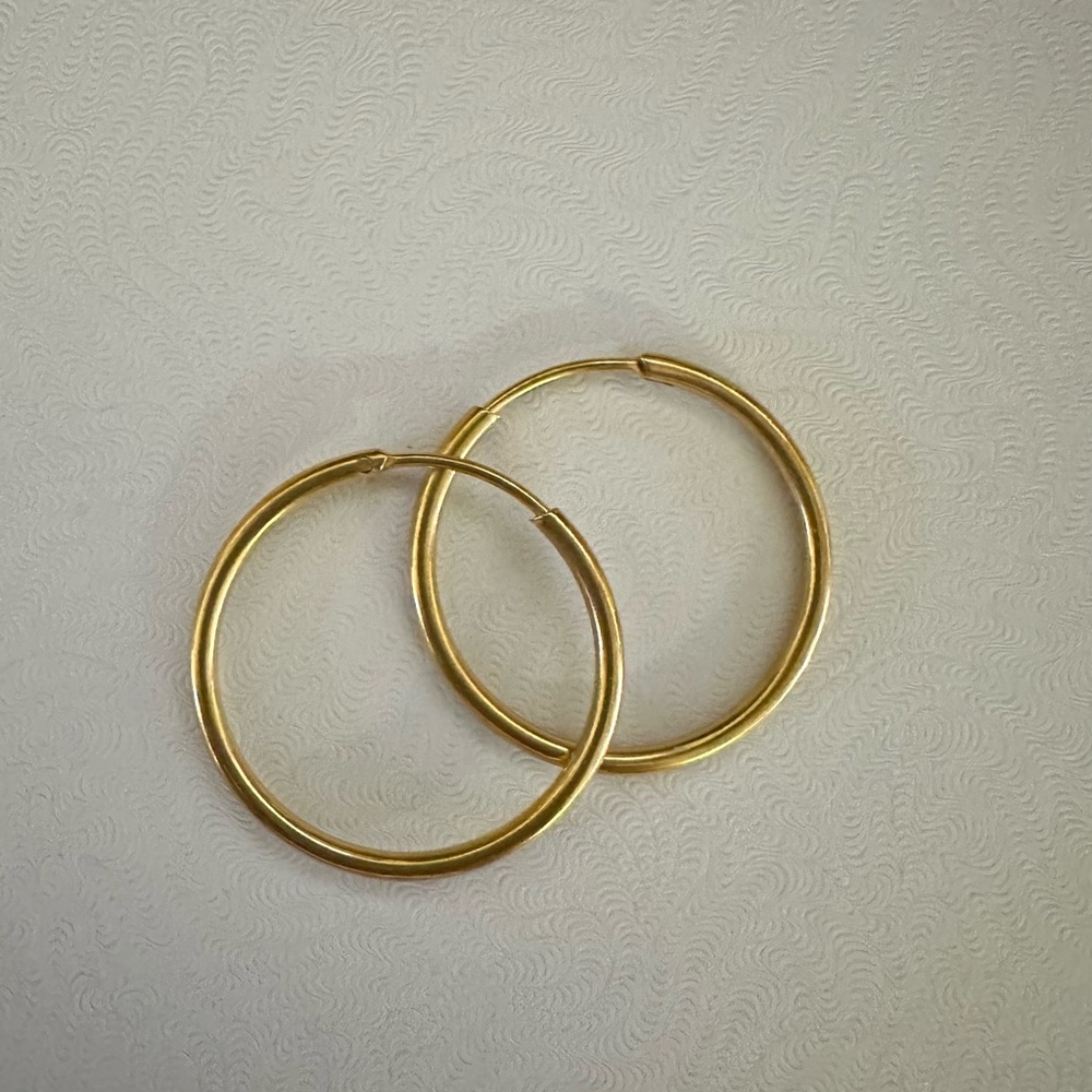 New!! Gold Hoop Earrings
